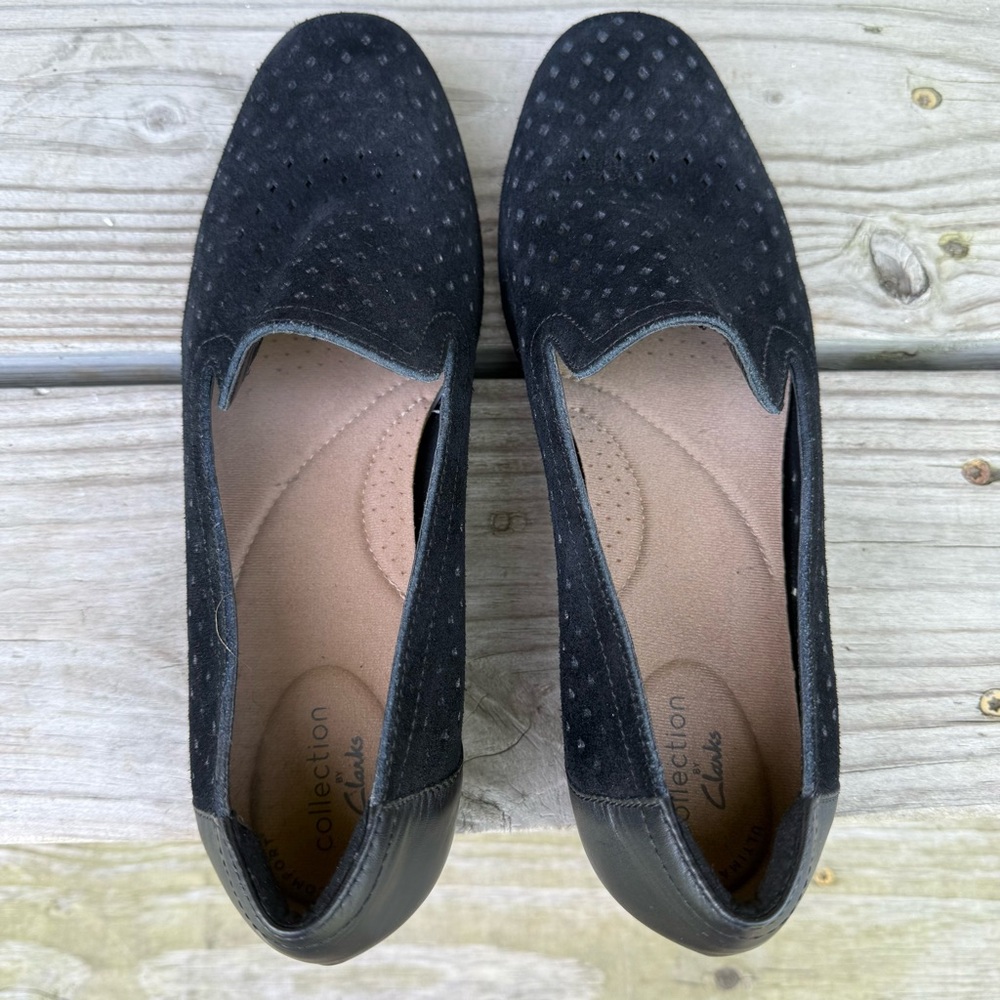Clarks Black Suede Juliet Hayes Loafer Perforated Diamond Rubber Sole Size 8.5 M - Picture 6 of 15